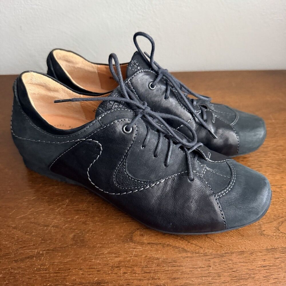 Think Shoes Womens 37 Casual Lace Up Loafer Flats Black Leather Comfort